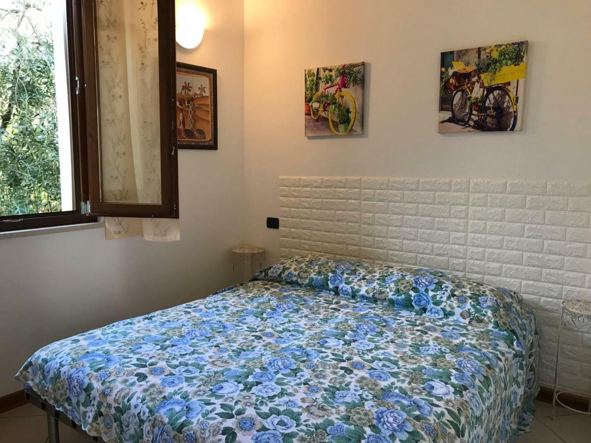 Appartamento Nonna Maria Garda Lake Padenghe sul Garda Exteriör bild