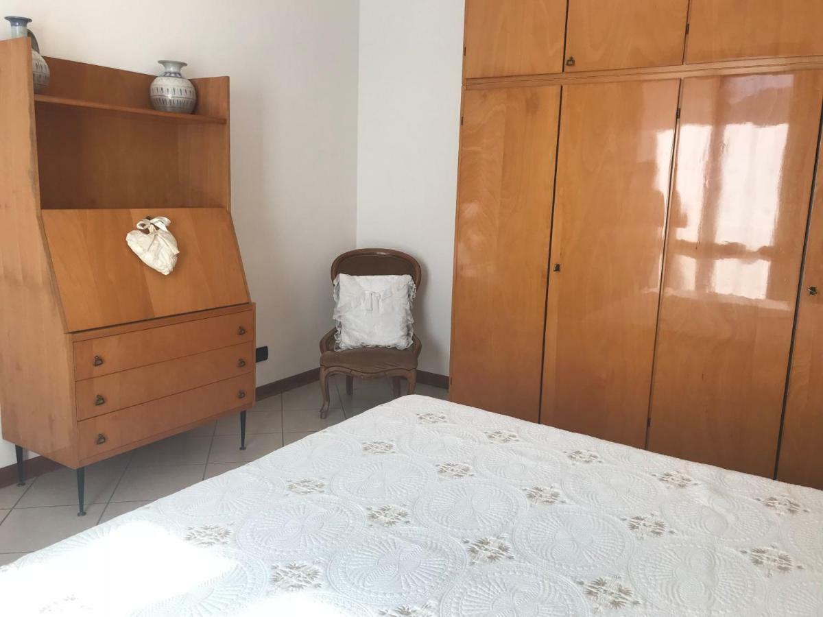 Appartamento Nonna Maria Garda Lake Padenghe sul Garda Exteriör bild